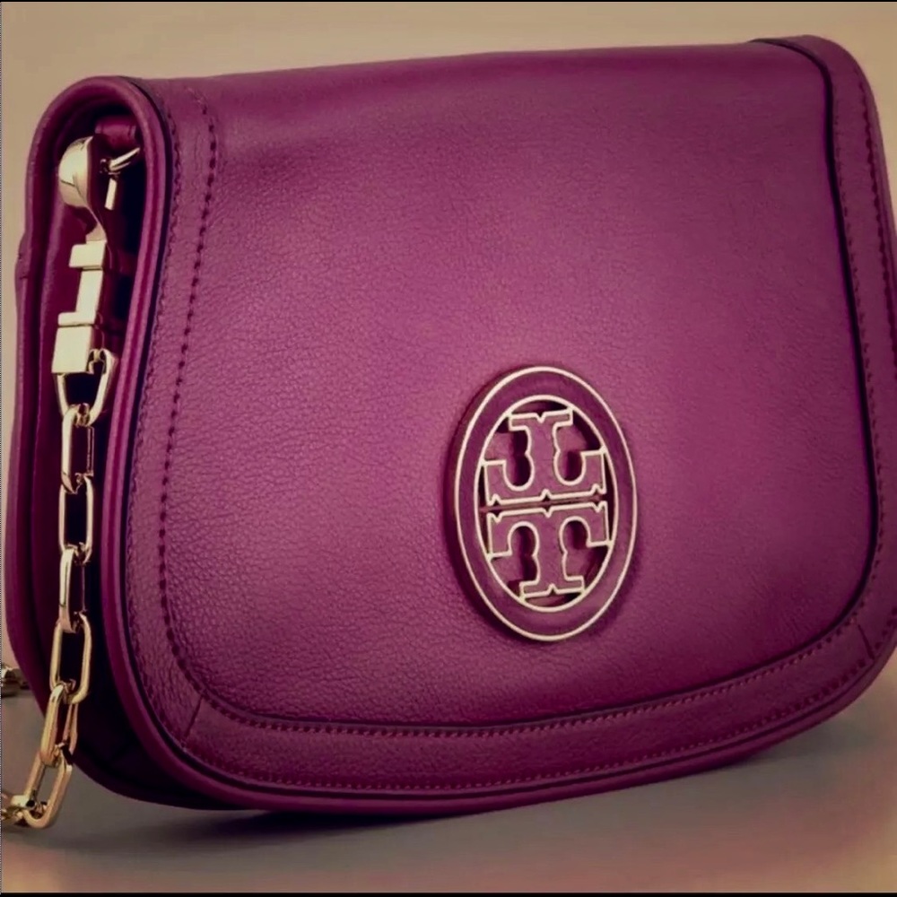 Tory Burch Ananda leather logo clutch $450